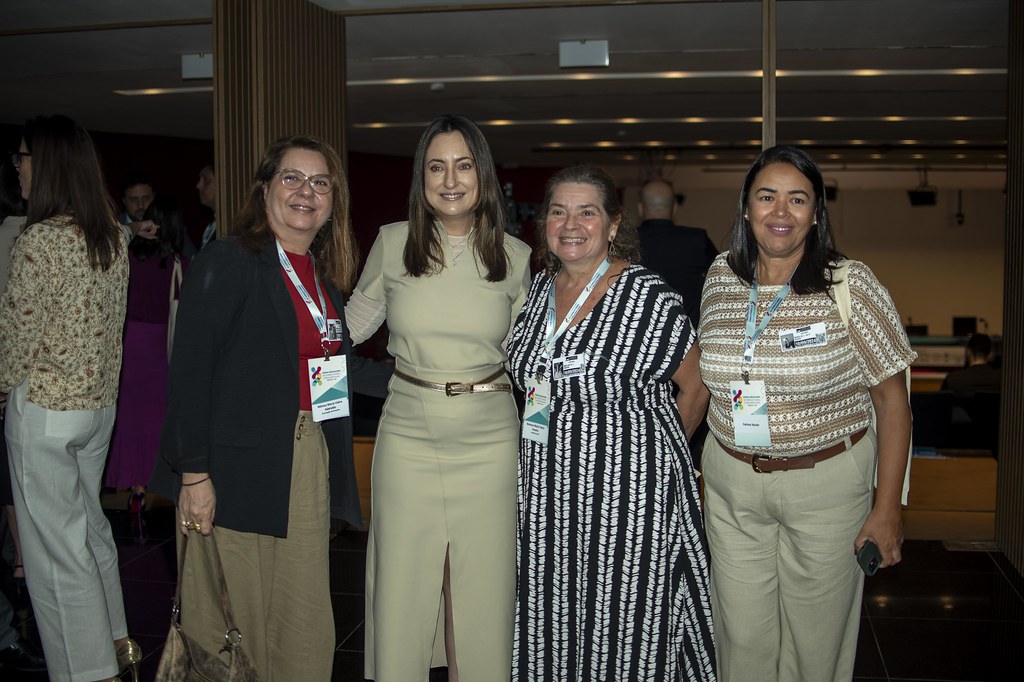 dsc_5551_54016593211_l