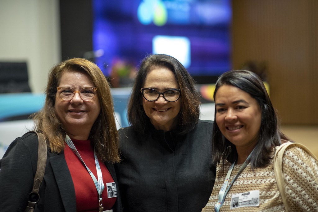 dsc_5618_54016919534_l