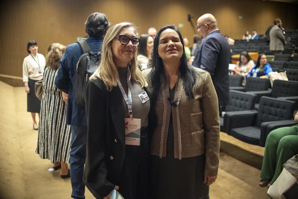 dsc_5632_54016592556_l