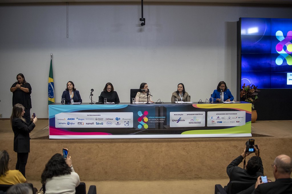 dsc_5880_54015667012_l