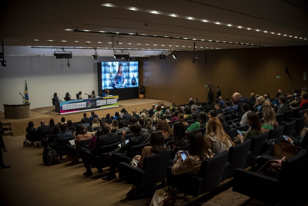 dsc_5980_54015651092_l