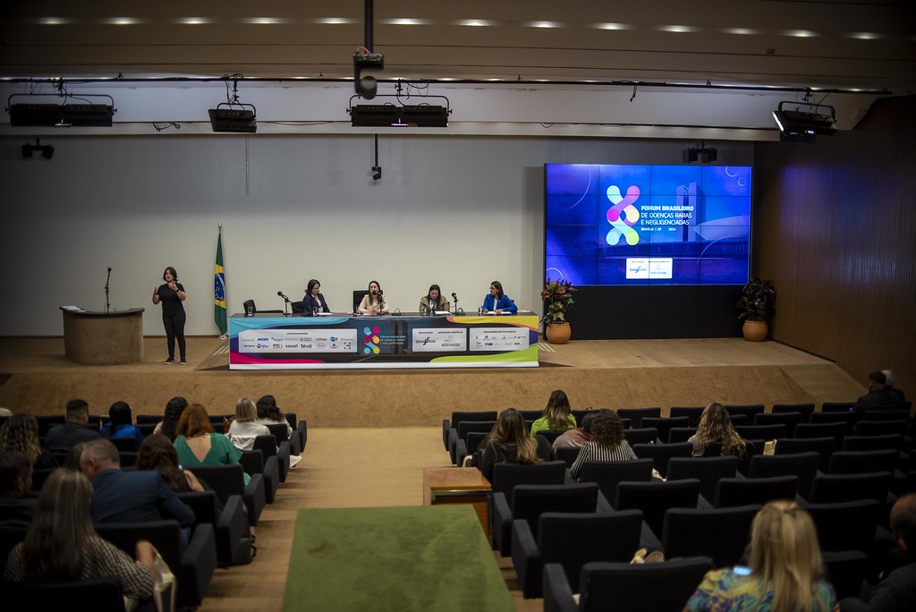 dsc_6020_54016981025_l