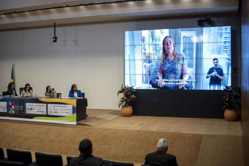 dsc_6041_54016770483_l