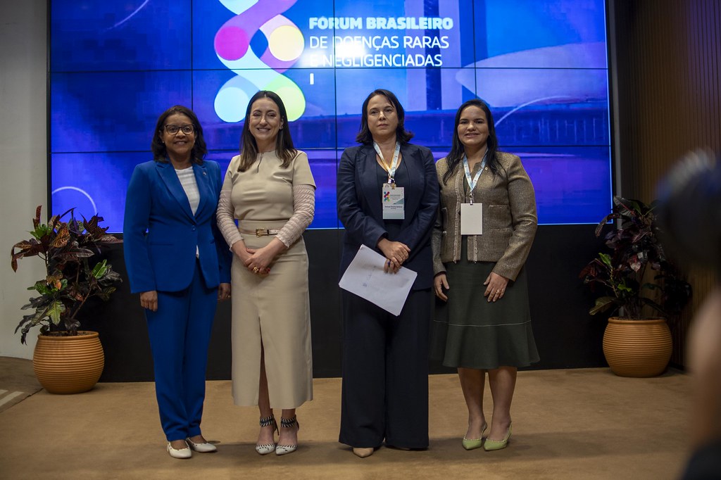 dsc_6060_54016874284_l