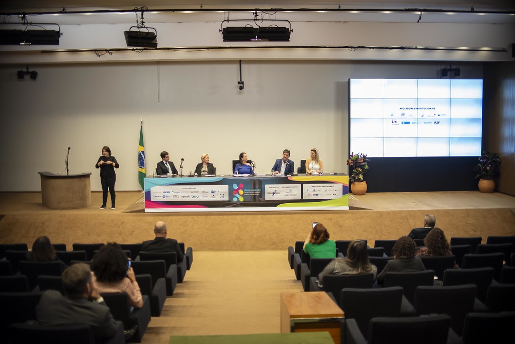 dsc_6602_54016885233_l