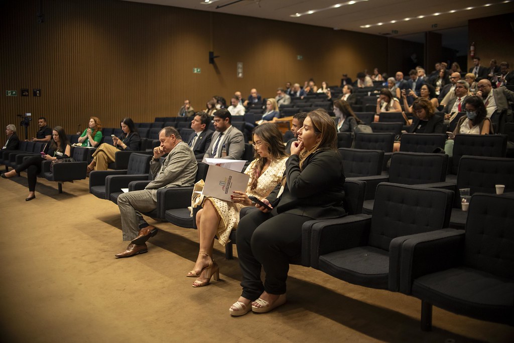 dsc_6874_54017086505_l