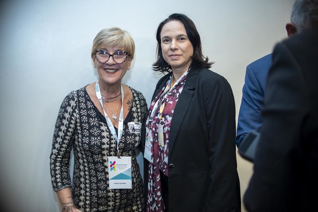 dsc_7137_54016975464_l