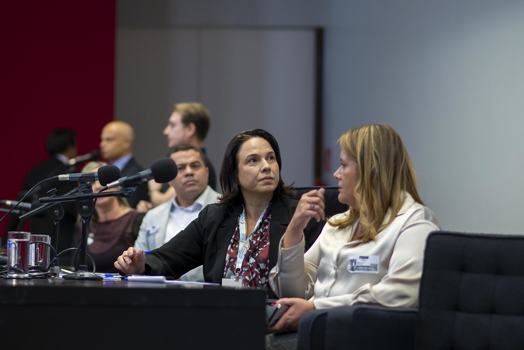 her_4292_54017066305_l