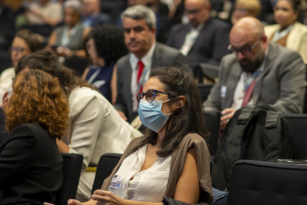 her_4411_54017062355_l