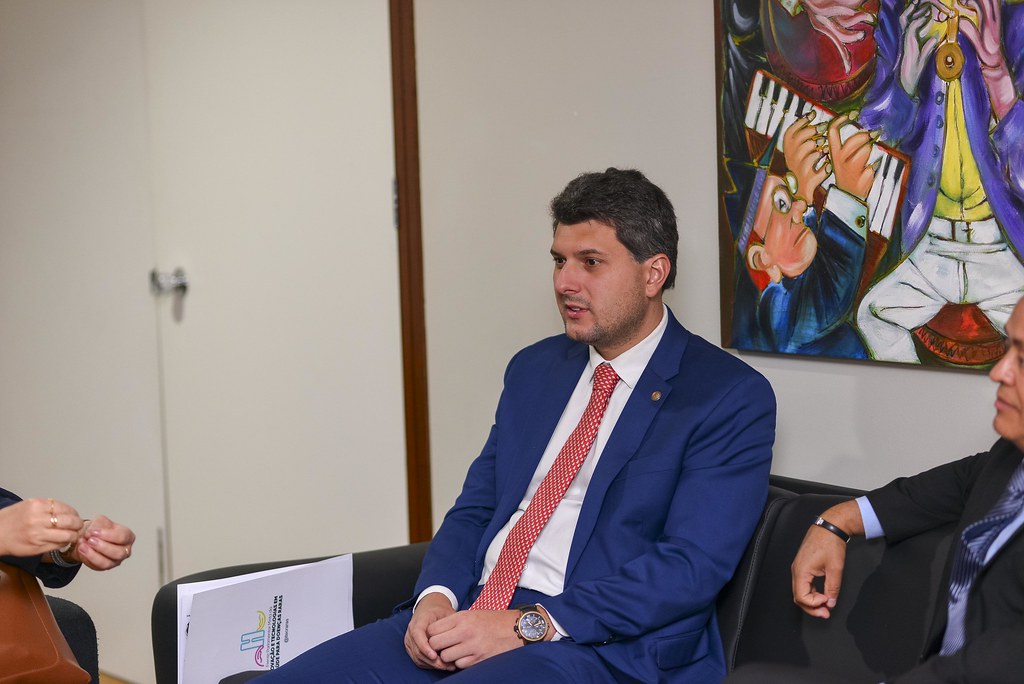 her_9282_54015527642_l